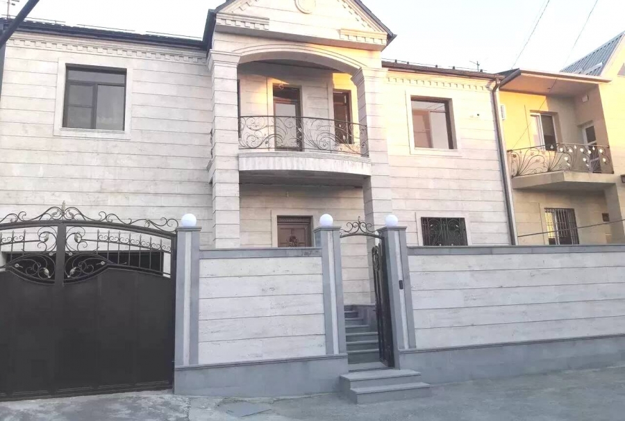Luxury House in the one of most peacefull parts of Yerevan is for rent