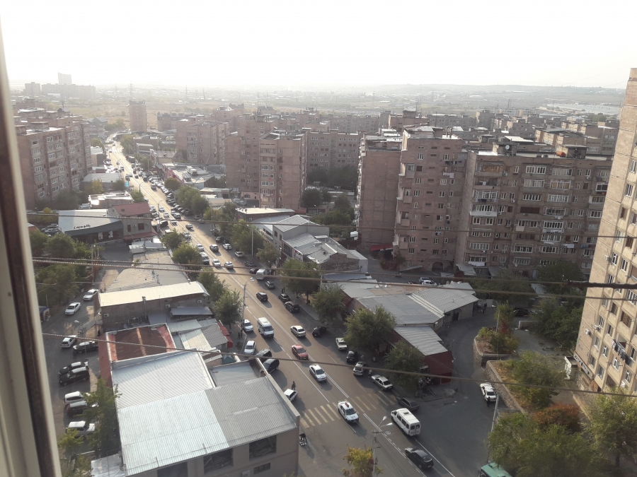 Apt for Sale in Yerevan Վաճառվում է Բնակարան Los