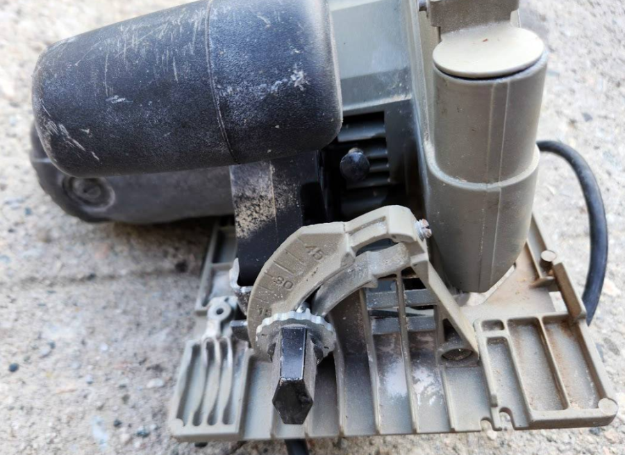 Porter Cable 743 Lefthanded Circular Saw w/ Carrying Case for Sale