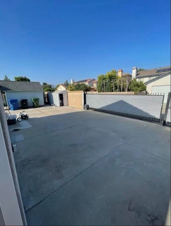 Furnished Back House for Rent Վարձով է Տրվում Կահավորված Տուն