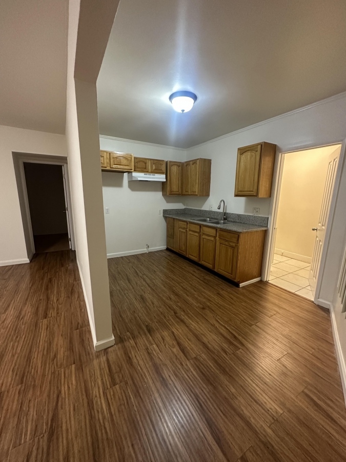 First Floor Apartment for Rent Վարձով է Տրվում Բնակարան Առաջին