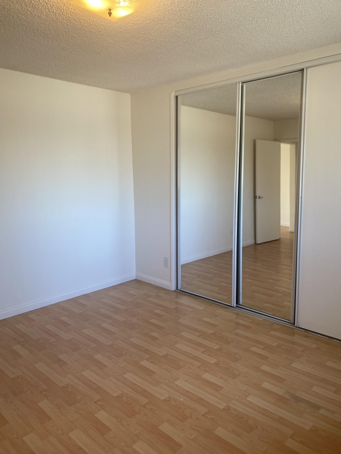 Apartment for Rent Վարձով է Տրվում Բնակարան Los