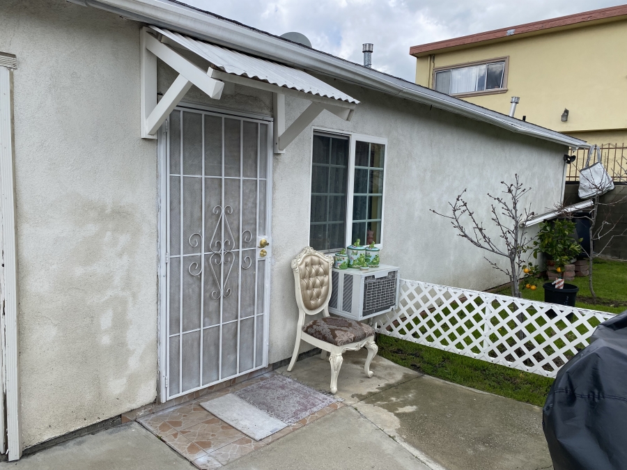 Back House for Rent Վարձով է Տրվում Ետնատուն Los