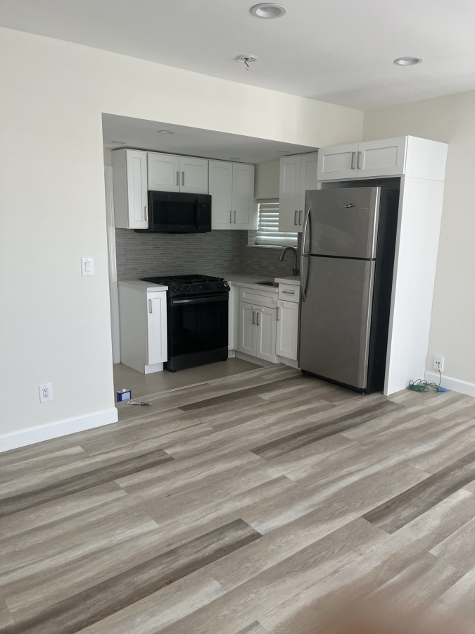 Backhouse for Rent Վարձով է Տրվում Ետնատուն Los