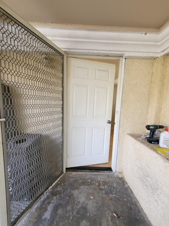 Backhouse for Rent Վարձով է Տրվում Backhouse Los Angeles Armenian Jobs