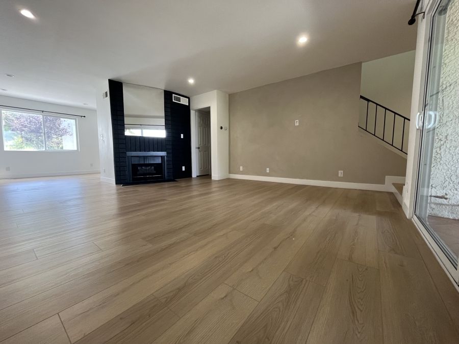 Cabrini Villas Unit for Rent! Վարձով է տրվում Cabrini Villas