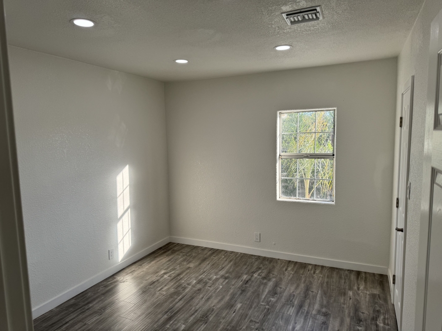 Houses for Rent Վարձով է տրվում առանձնատուն Los