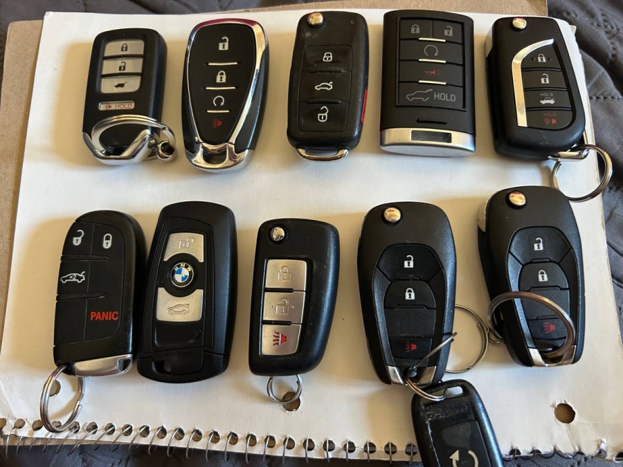 --Key Fobs for Sale - ArmenianBD.com, Los Angeles Armenian Jobs ...