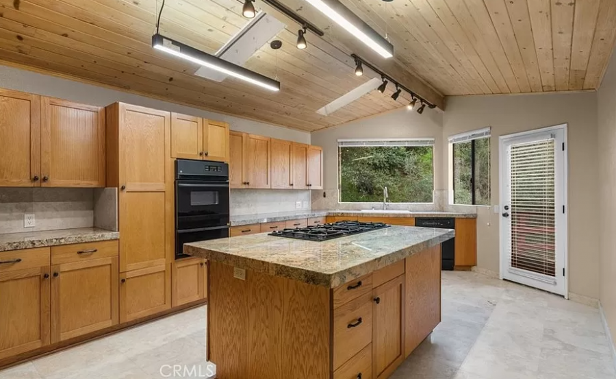 Single Family Residence for Sale Los Angeles Armenian