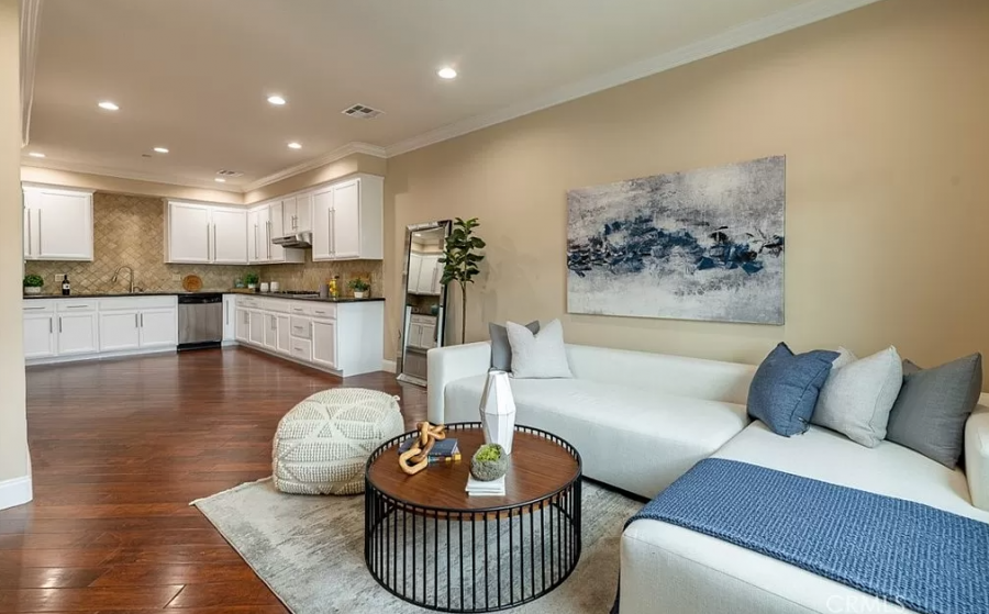 Townhouse for Sale Los Angeles Armenian Jobs